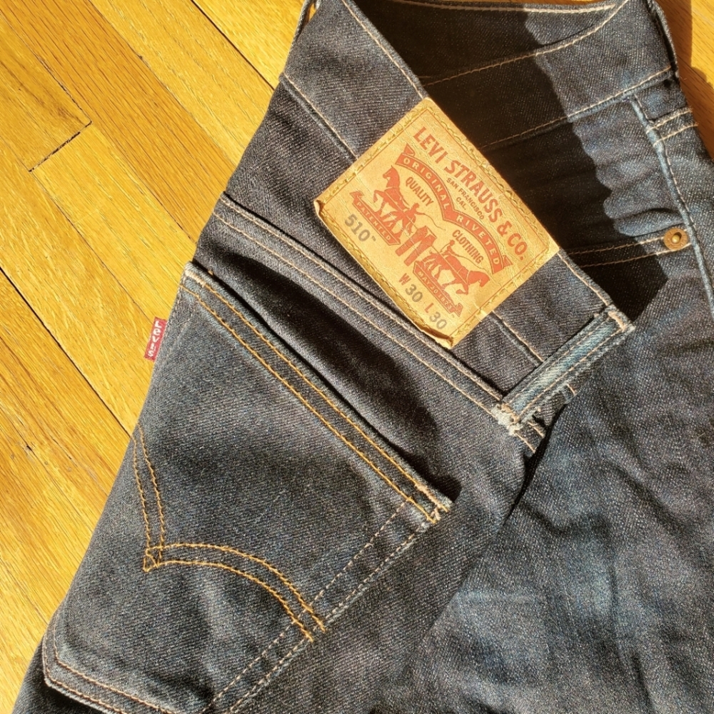 Levis